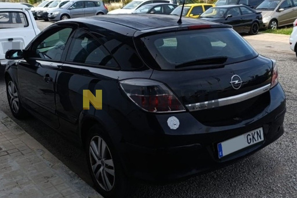 Opel Astra GTC 1.7 CDTi 2009
