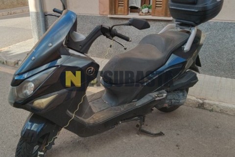 Zitmuv Black Razer 125E 2022