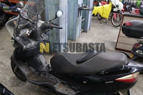 Zitmuv Black Razer 125E 2022