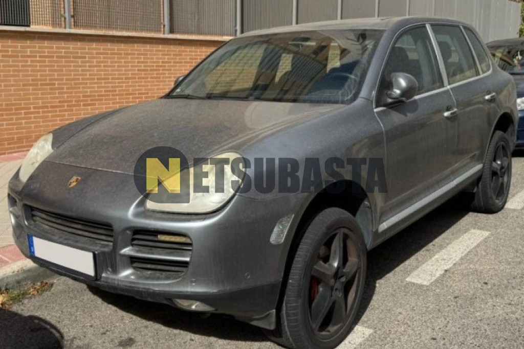 Porsche Cayenne Tiptronic 2003
