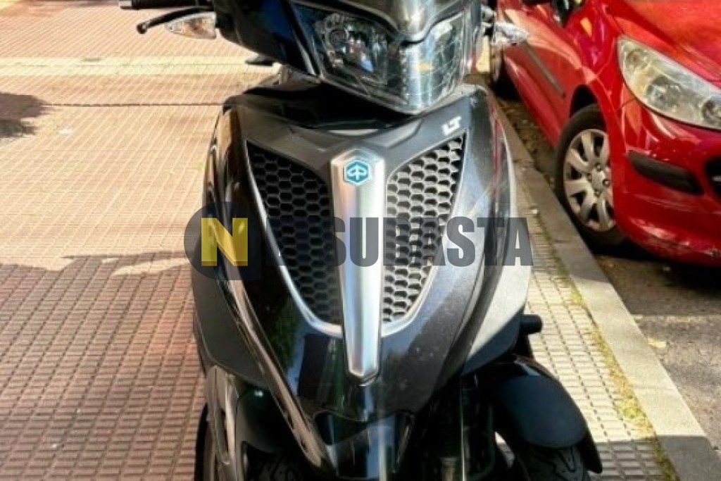 Piaggio MP3 300 Yourban 2011