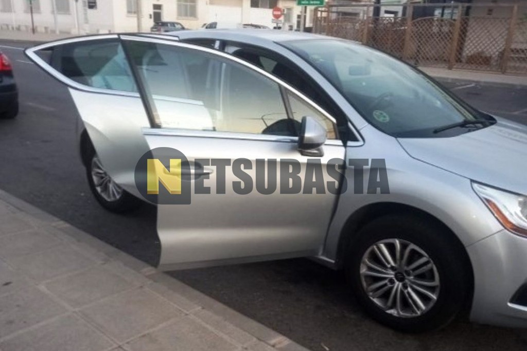 Citroën DS 4 1.6 HDi 2013