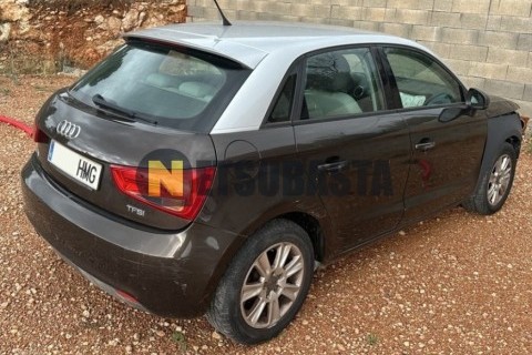 Zitmuv Black Razer 125E 2022