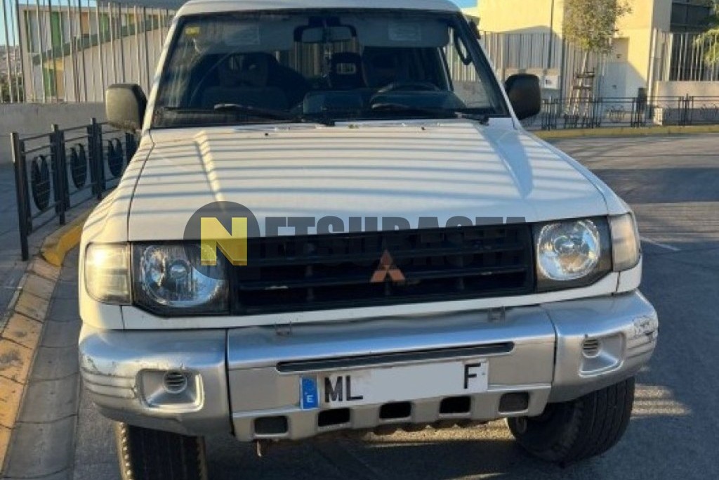 Mitsubishi Montero Largo 2.5 Tdi GLX 2000