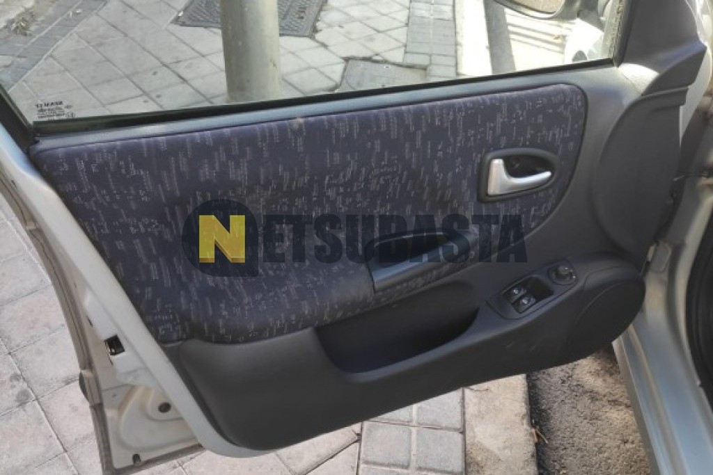 Renault Megane Classic 1.6 16V 2003