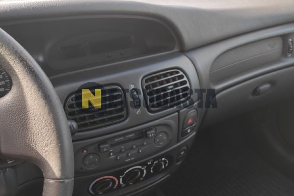 Renault Megane Classic 1.6 16V 2003