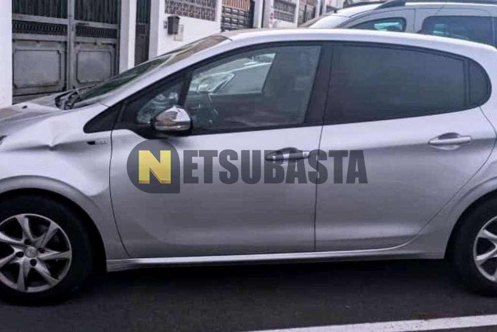 Peugeot 208 1.2 PureTech 2015