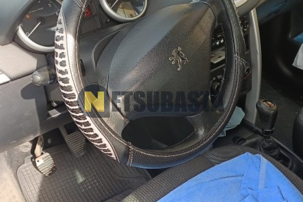 Peugeot 207 1.4i 2011