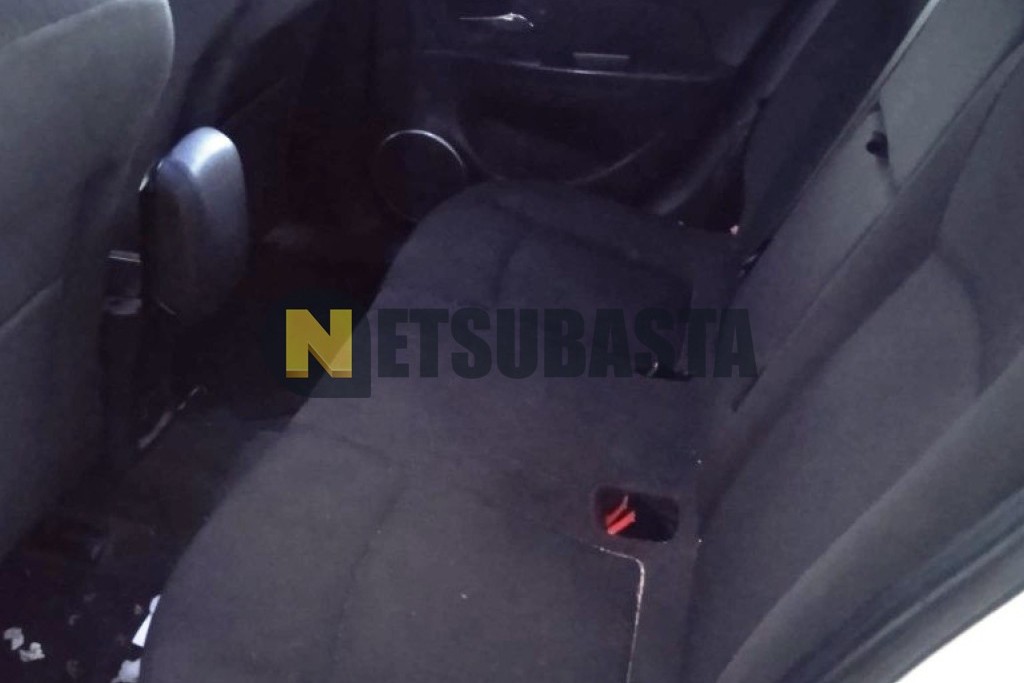 Chevrolet Cruze SW 2.0 VCDi 2012