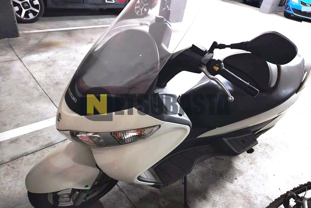 Suzuki BURGMAN 125 2010