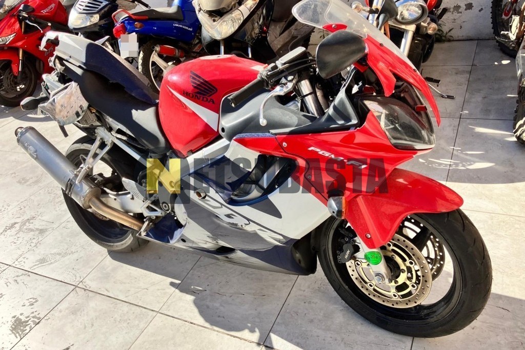 Honda CBR 600F 2002
