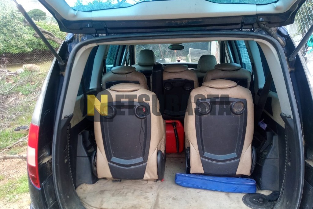 Lancia Phedra 2.2 16V JTD 2003