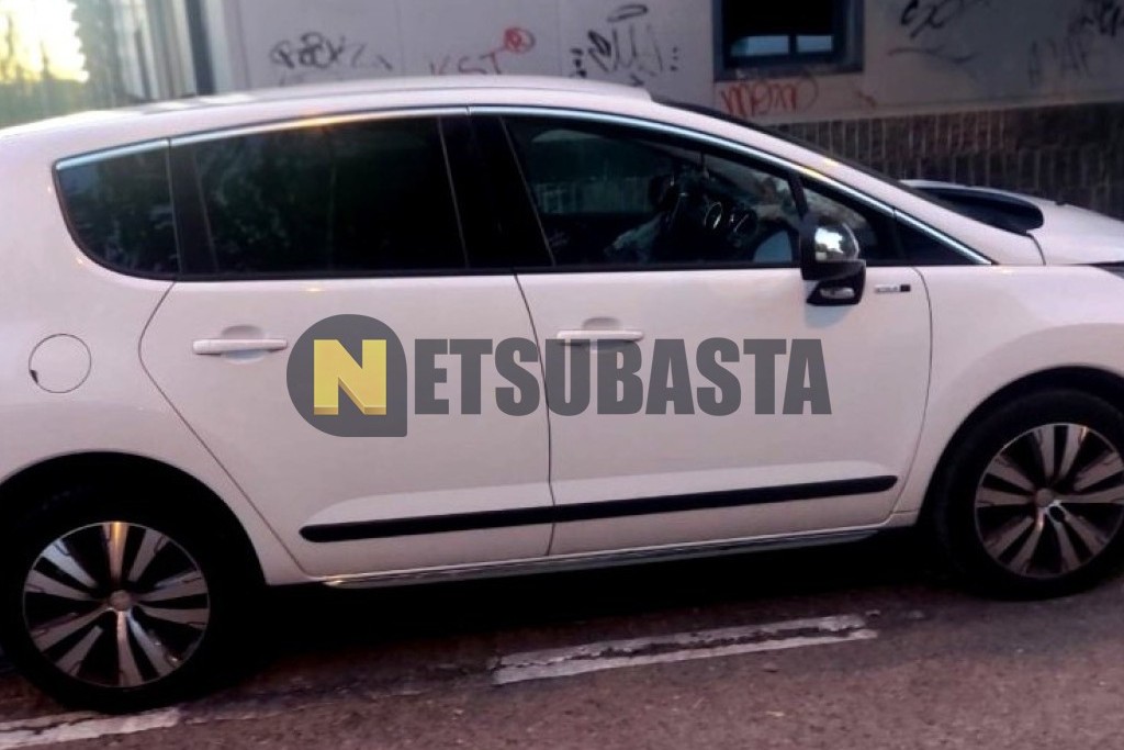 Peugeot 3008 1.2 PureTech 2015