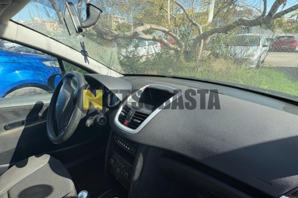 Peugeot 207 1.4i 2010