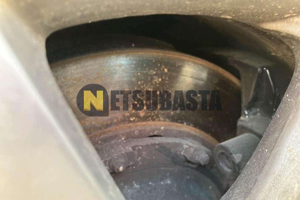 Volkswagen Phaeton TDI V10 5.0 Tiptronic 6 vel. 2005