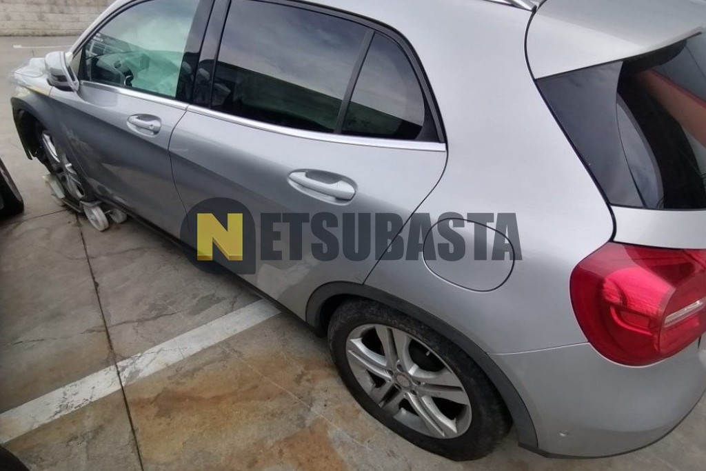 Mercedes-Benz GLA 200 d 7G-DCT 2017