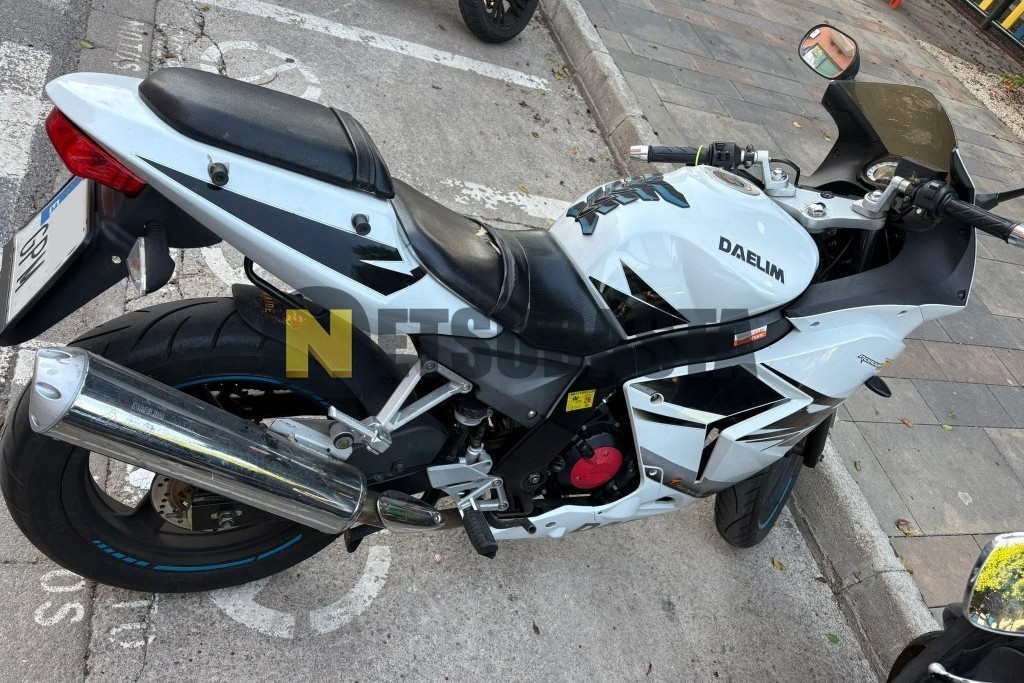 Daelim Roadwin 125 R 2009