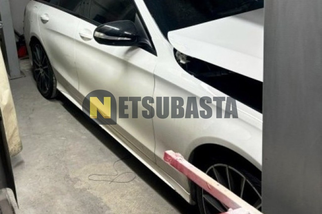 Mercedes-Benz C 220 d Estate 7G-TRONIC PLUS 2015