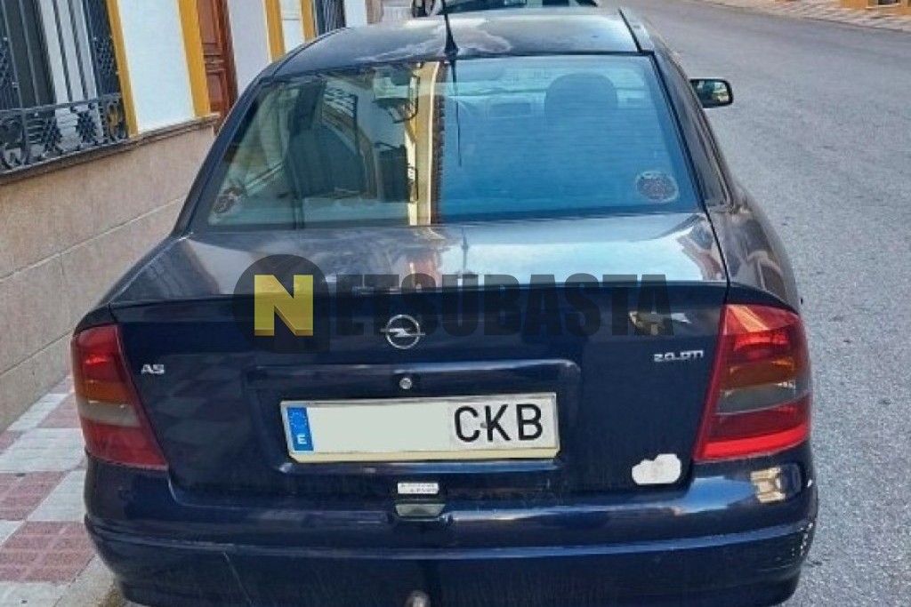 Opel Astra 2.0 DTi 16V 2003