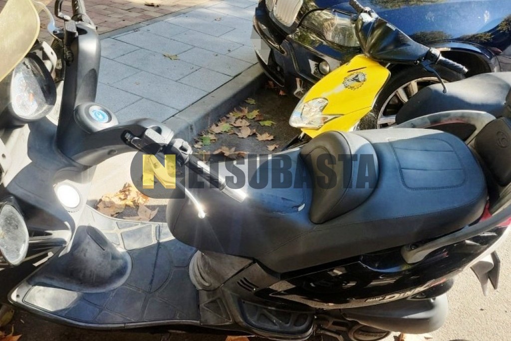 Kymco Grand Dink 125 2011