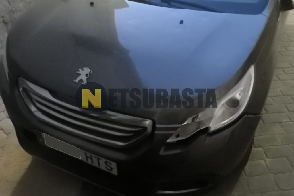 Peugeot 2008 1.6 e-HDi 2013