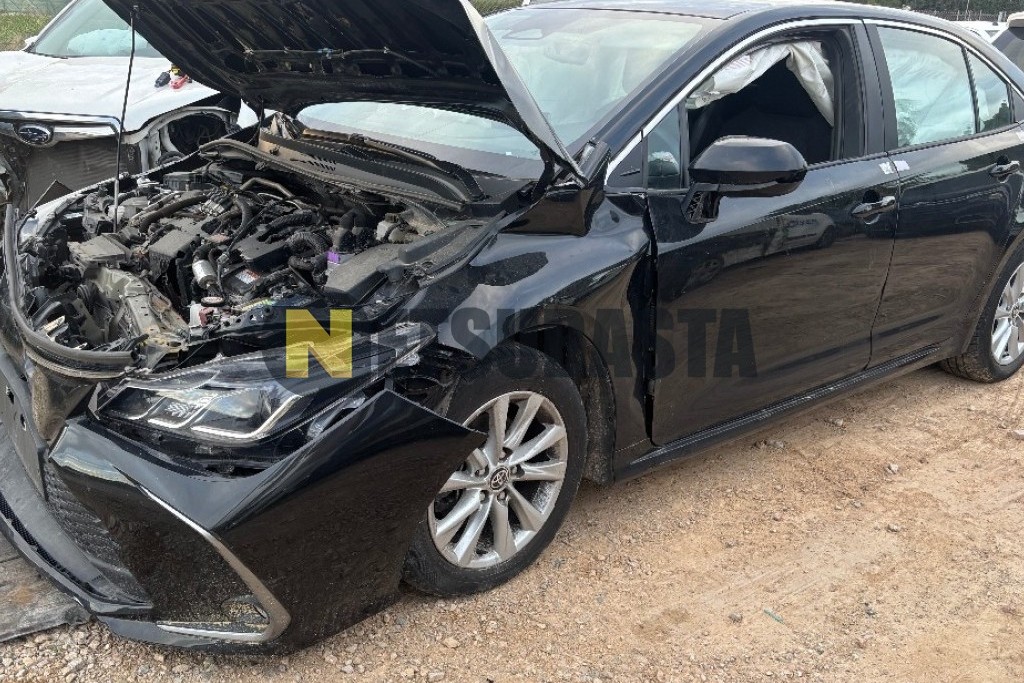 Toyota Corolla Sedan 140H 2024