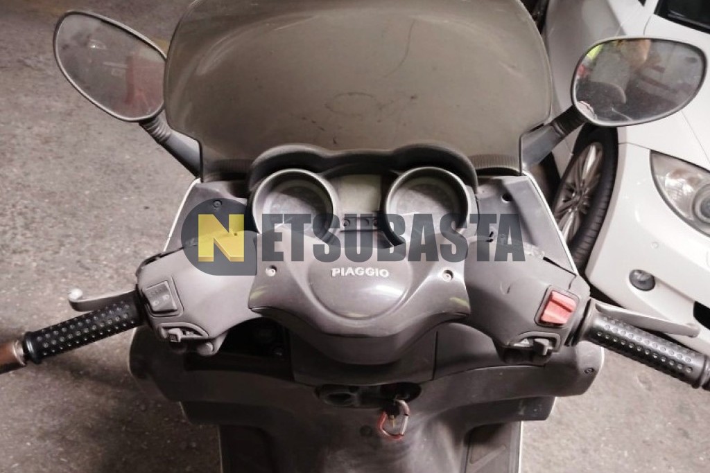 Piaggio X EVO 125 2015