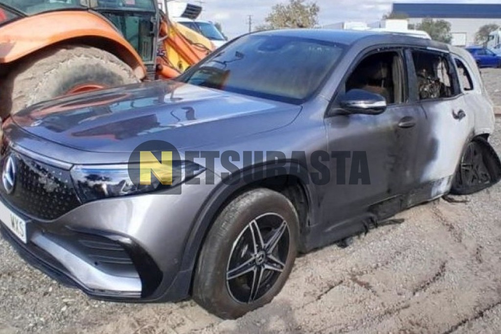 Mercedes-Benz EQB 250+ 2025