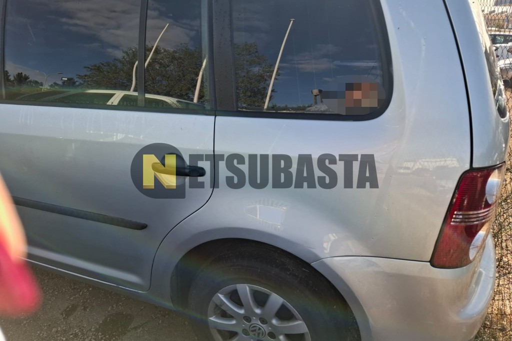 Volkswagen Touran 1.9 TDI 2009