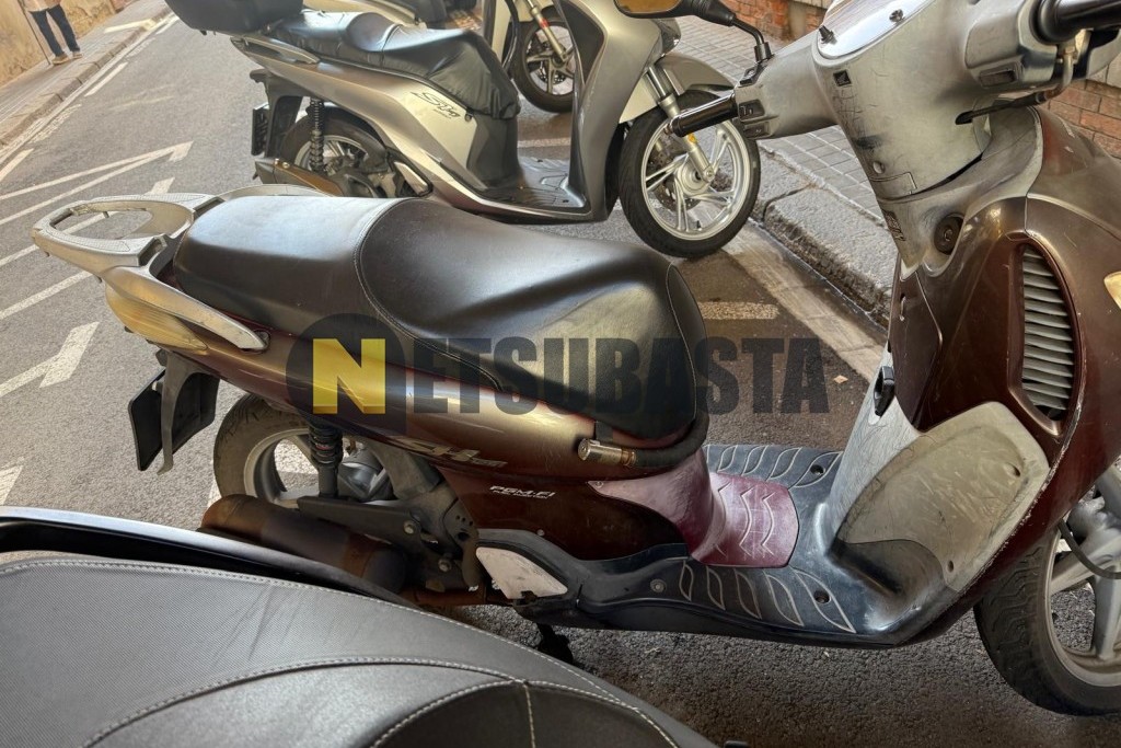 Honda SCOOPY SH125 2005