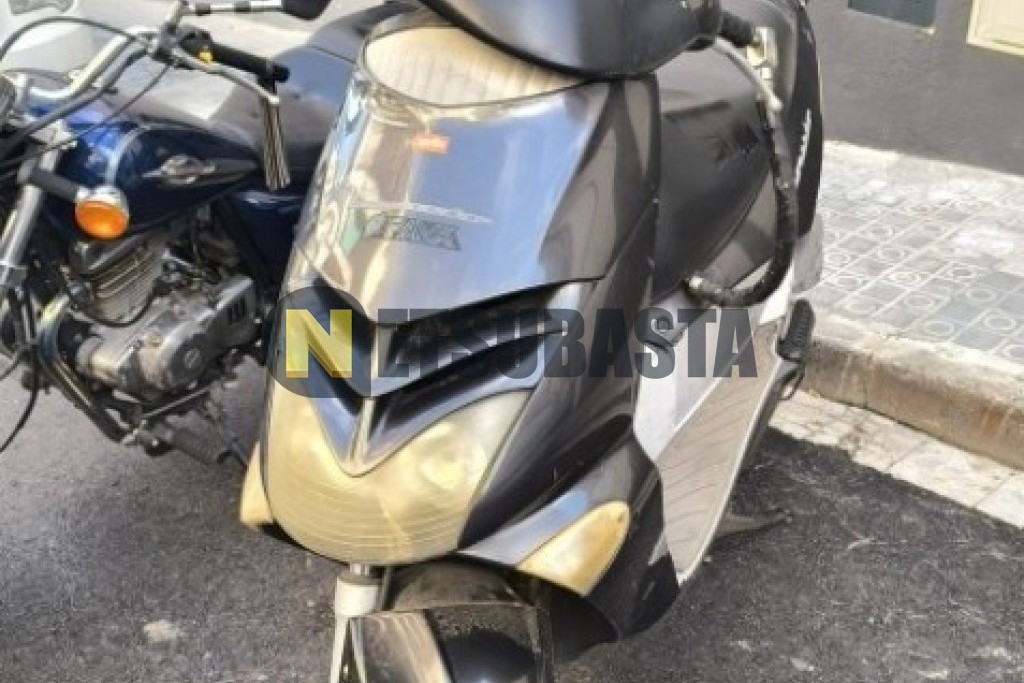 Aprilia Leonardo 150 2000