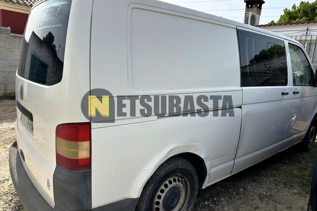 Volkswagen Transporter T5 2.5 TDI 2006
