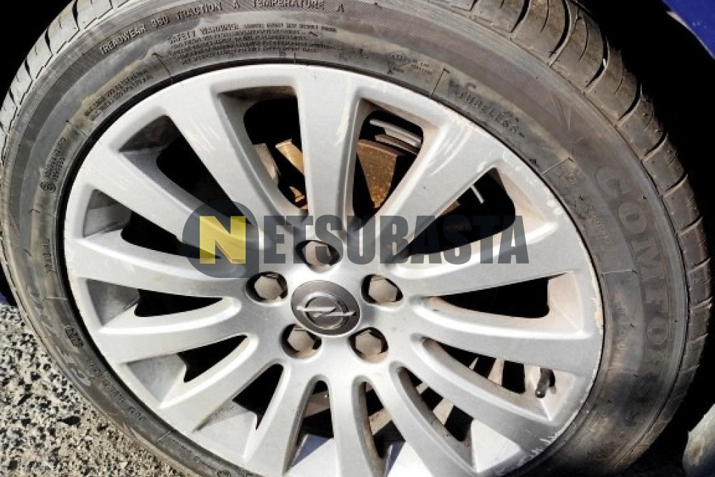 Opel Insignia Sports Tourer 2.0 CDTI Active Select 2011