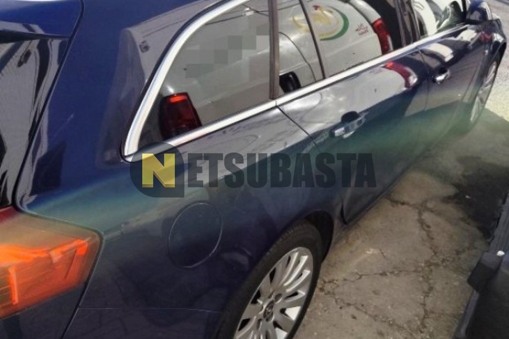 Opel Insignia Sports Tourer 2.0 CDTI Active Select 2011