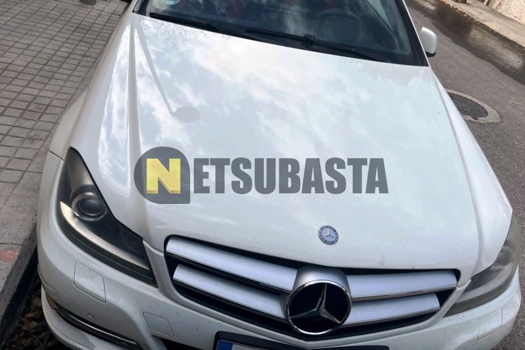 Mercedes-Benz C 220 CDI BlueEFFICIENCY Coupé Aut. 2011