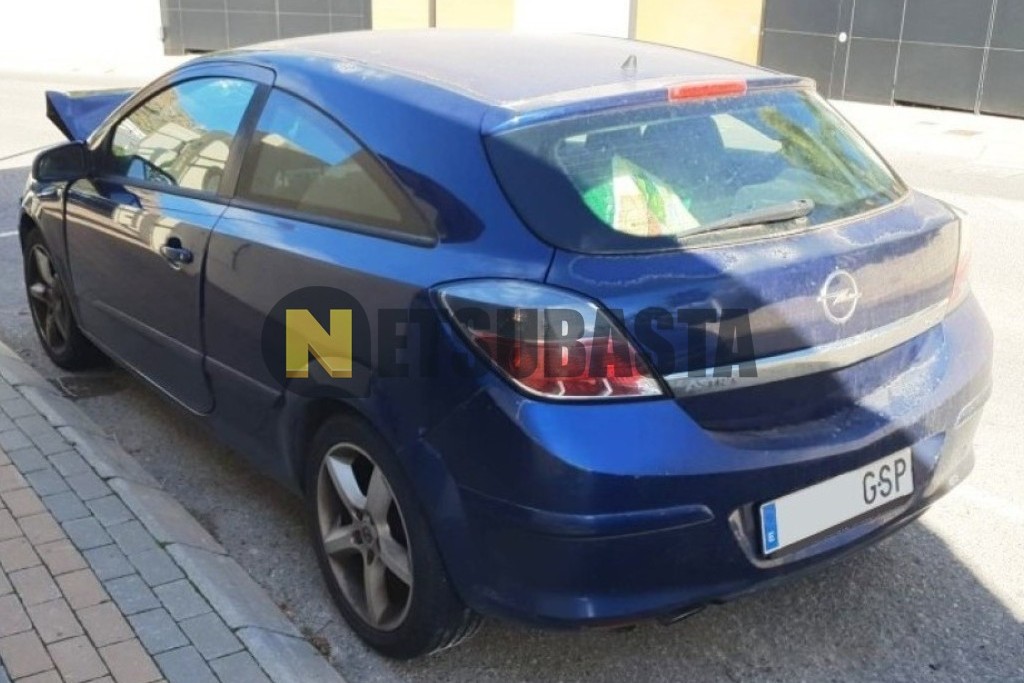 Opel Astra GTC 1.6 16V 2009