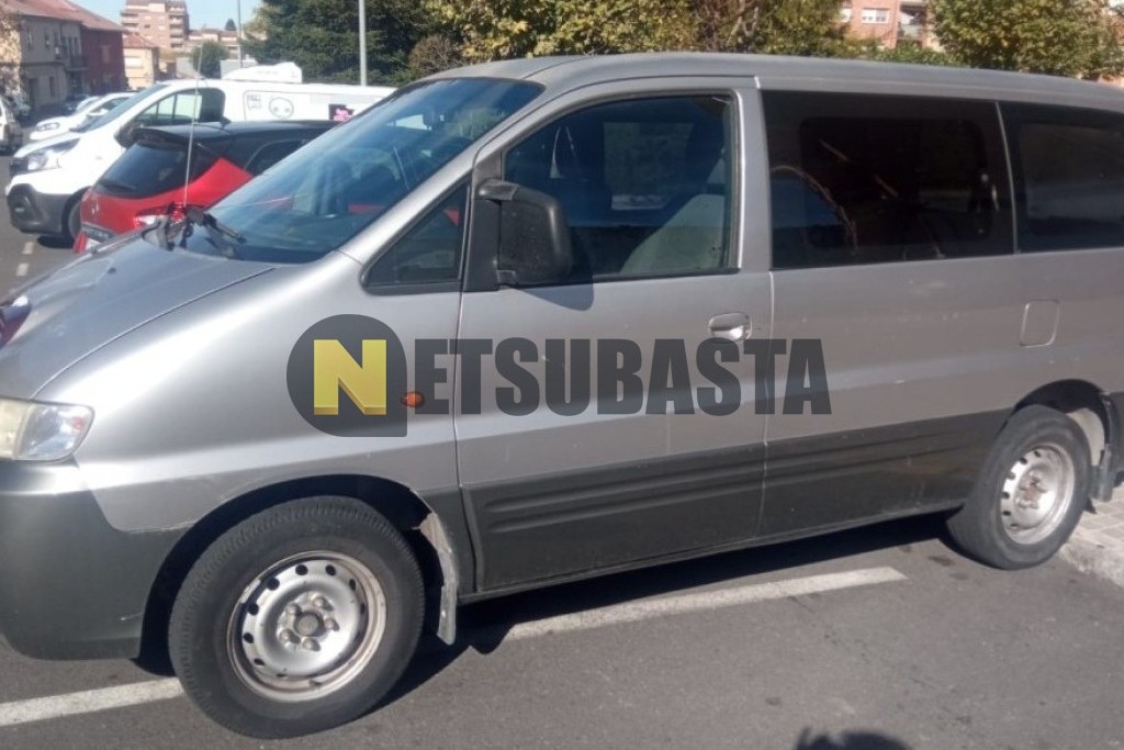 Hyundai H-1 2.5 TD 2004
