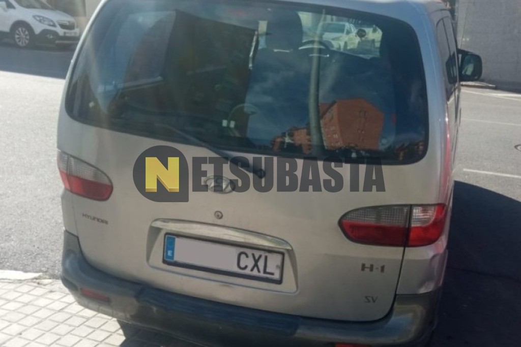 Hyundai H-1 2.5 TD 2004
