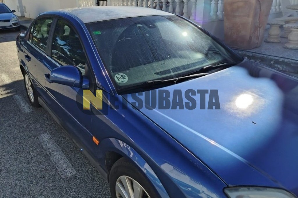 Opel Vectra 2.2 16V 2003