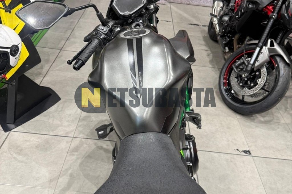 Kawasaki Z 650 2023