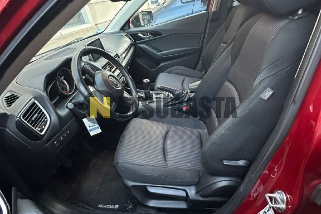 Mazda 3 SKYACTIV-D 2.2 2015