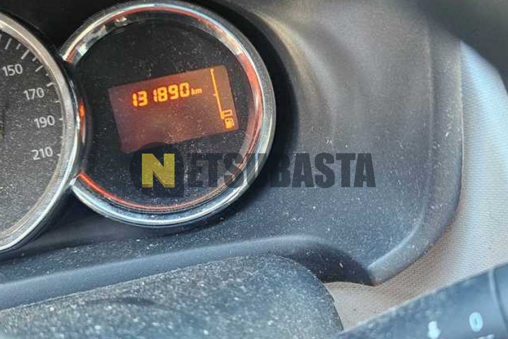 Dacia Sandero 1.2 2013