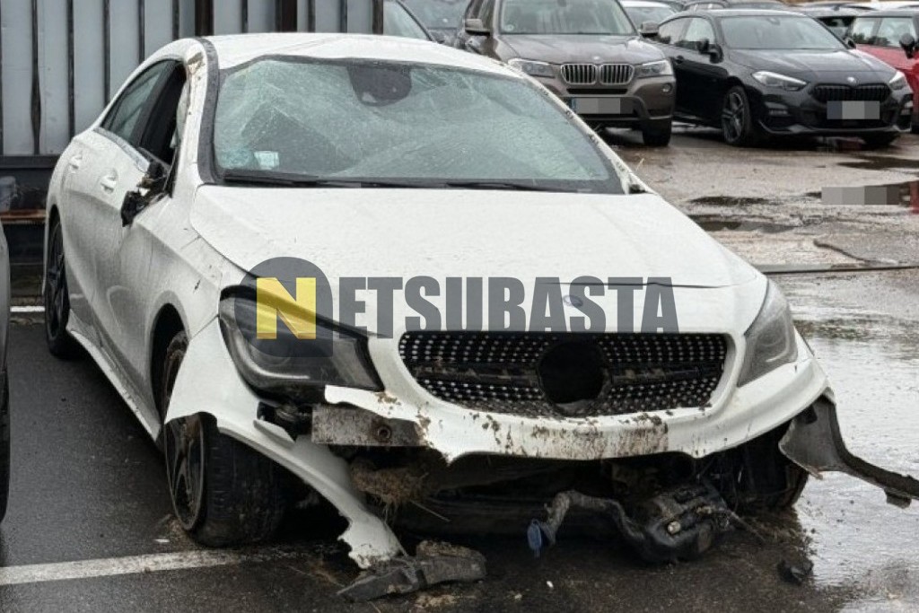 Mercedes-Benz CLA 220 CDI 7G-DCT 2013