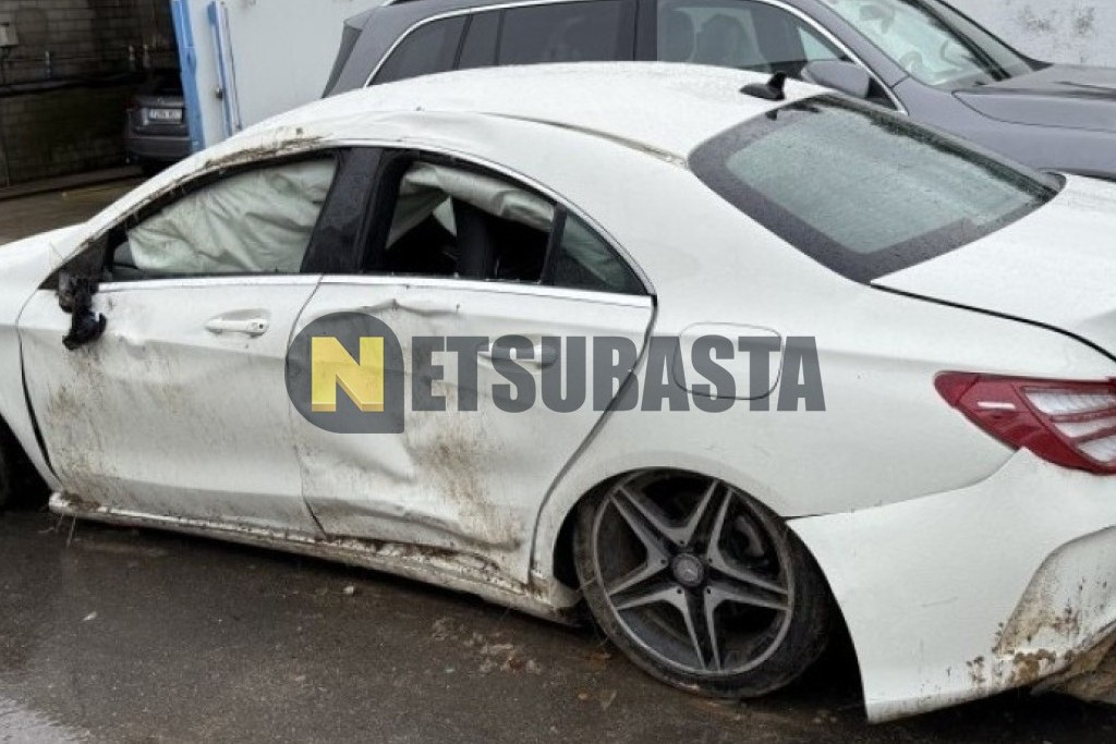 Mercedes-Benz CLA 220 CDI 7G-DCT 2013