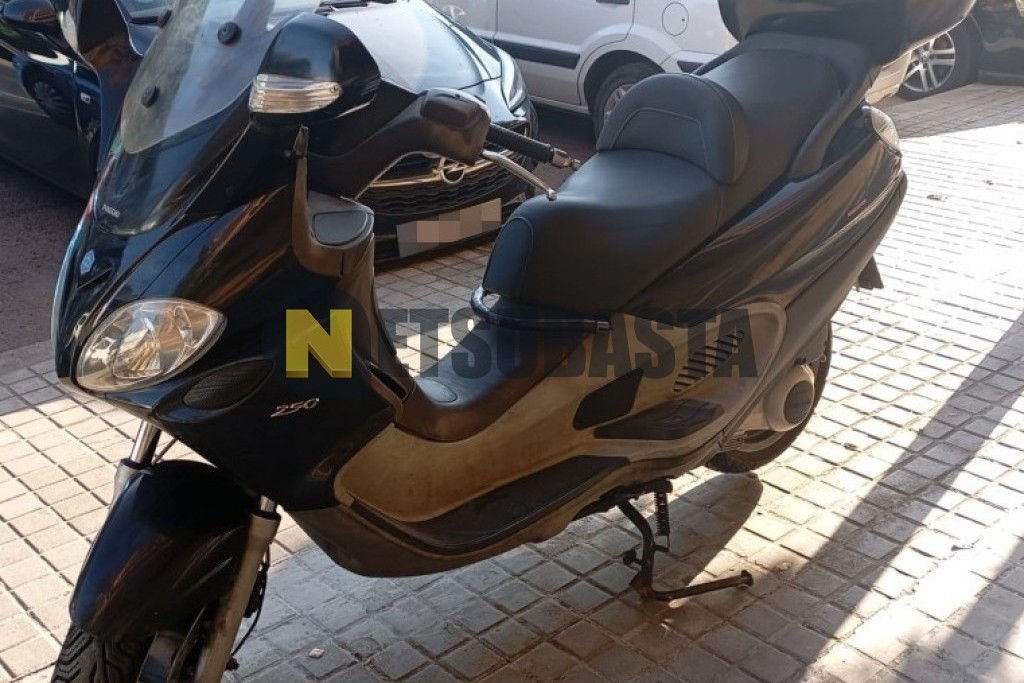Piaggio X9 250 2006