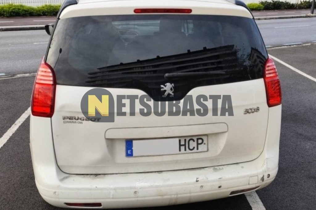 Peugeot 5008 2.0 HDi FAP 2011