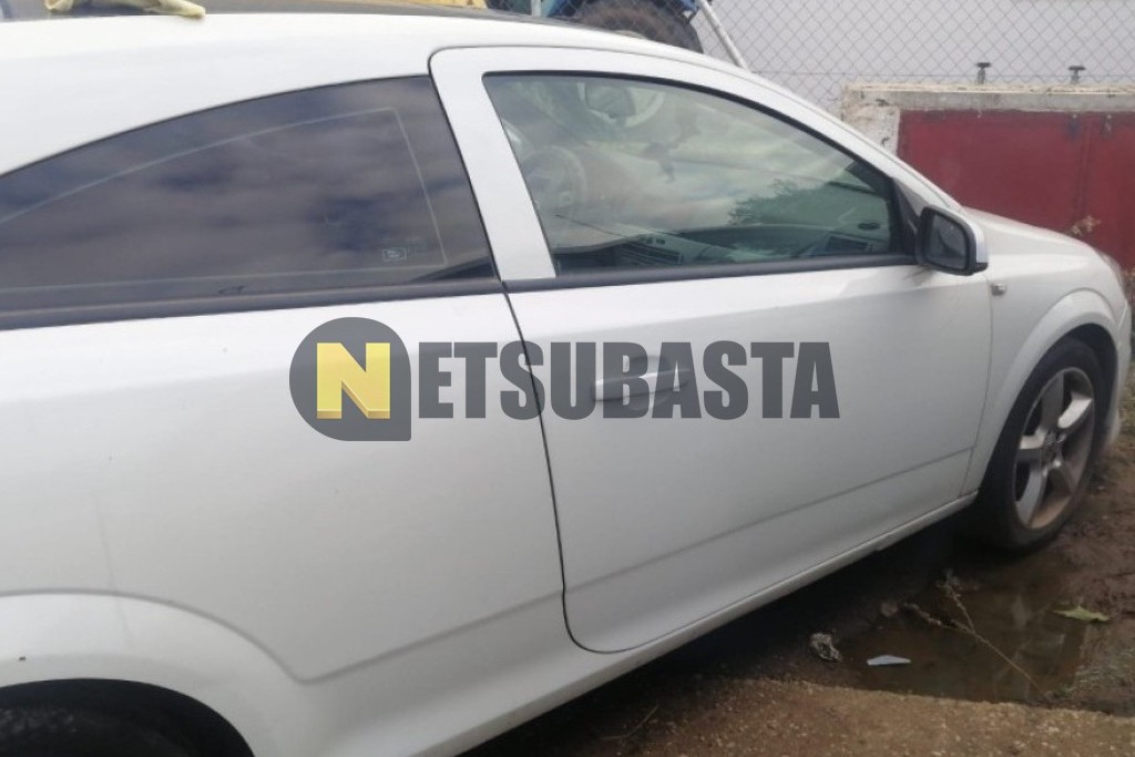 Opel Astra GTC 1.9 CDTi 2006