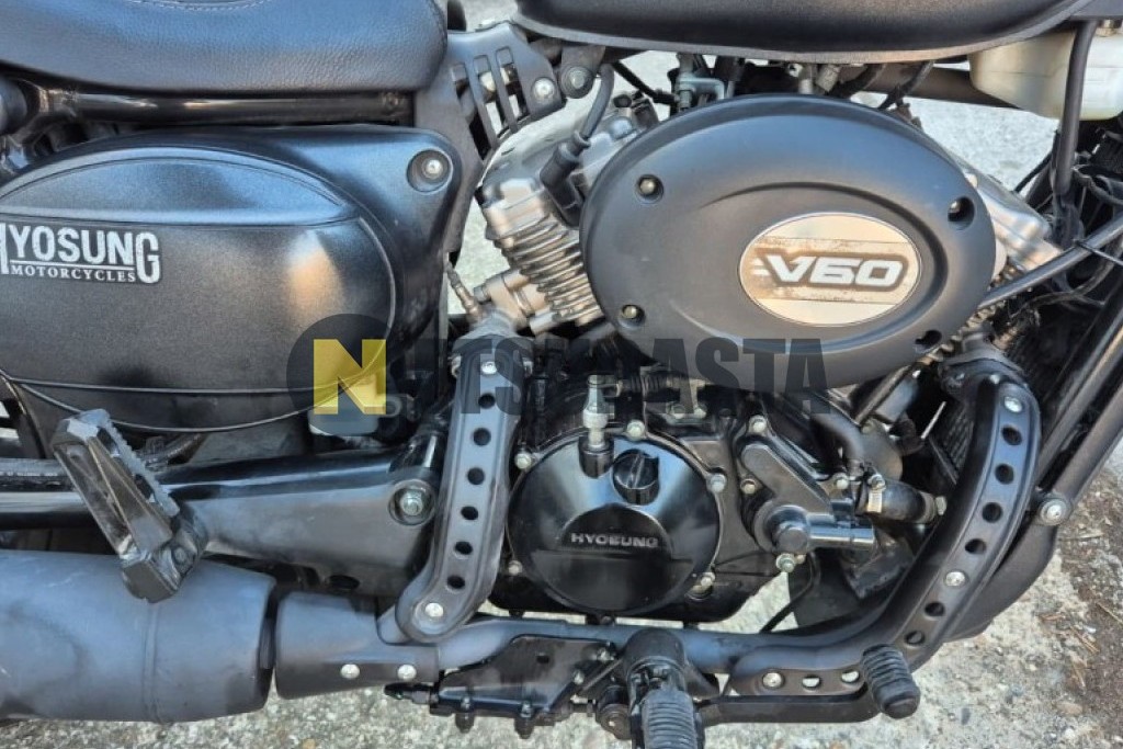 Hyosung Aquila Bobber GV 300 S 2021