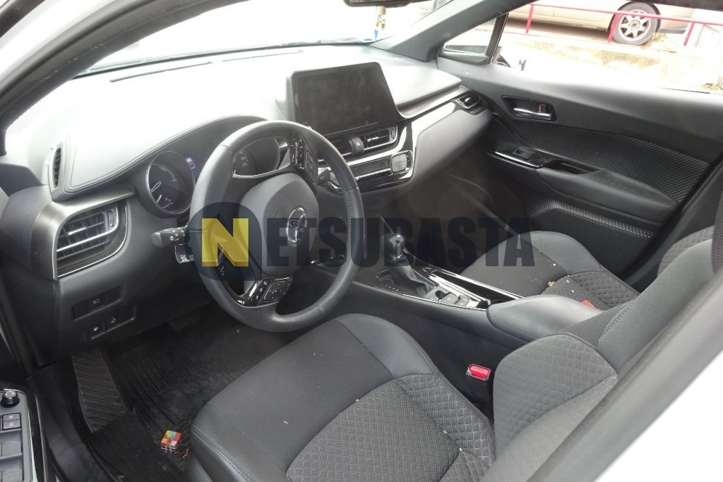 Toyota C-HR 180H 2023