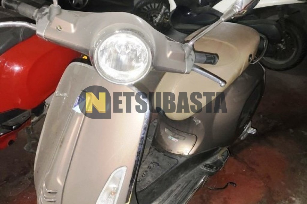 Vespa Primavera 50 2014